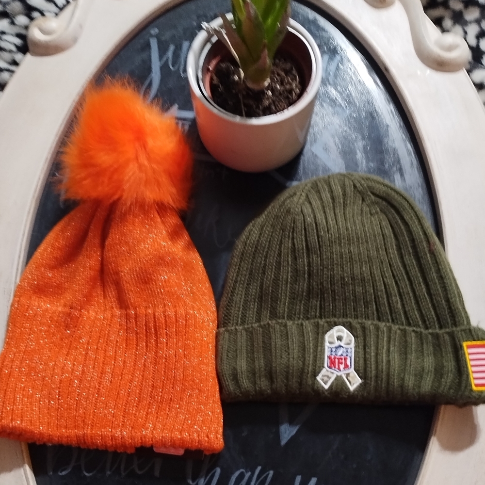 Bundle: Denver Bronco Beanie Set (2 piece) - Picture 2 of 7